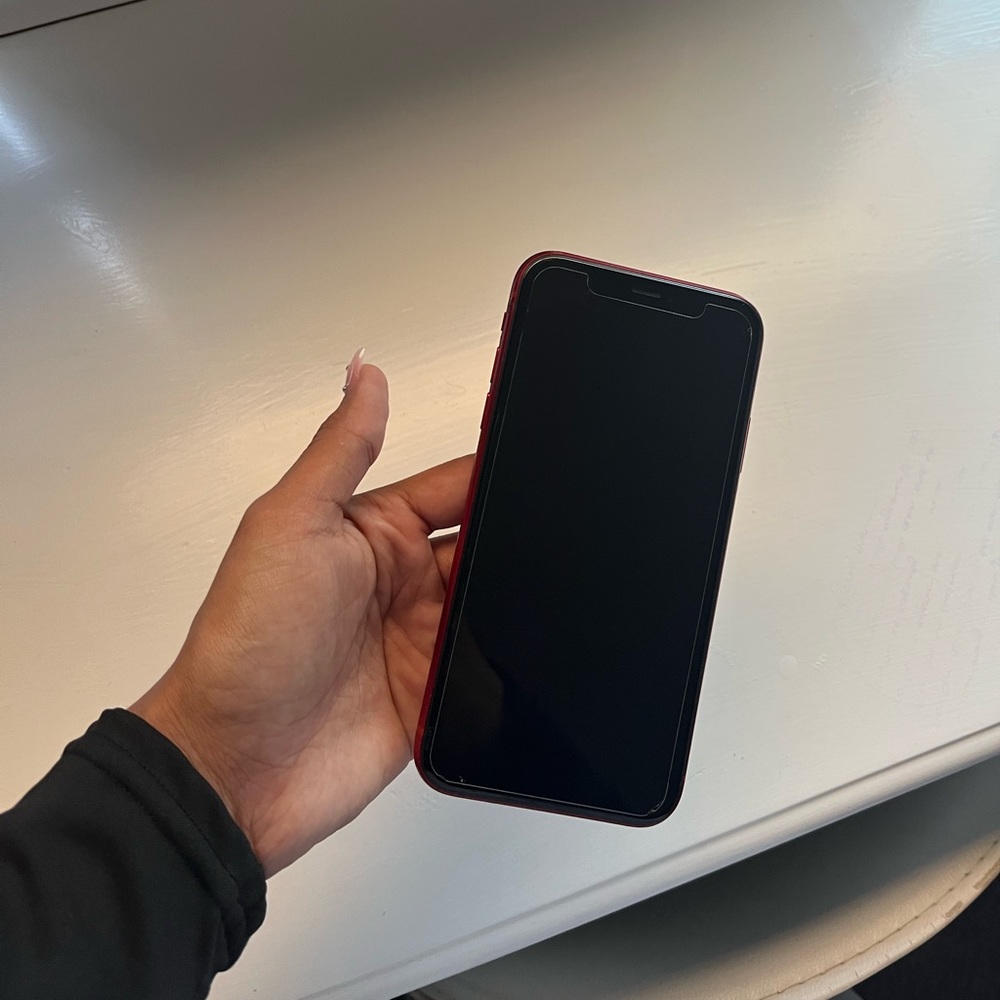Iphone XR (good condition)